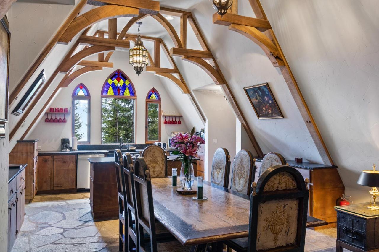 The Castle - Chateau De Melusine Sandpoint Luaran gambar